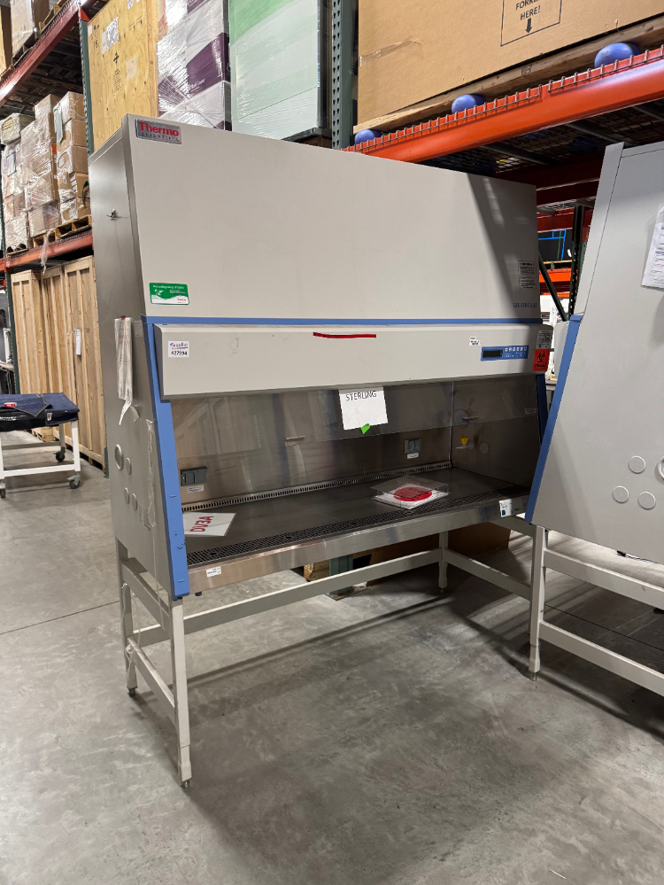 Image of Thermo 1300 Series A2 6' BioSafety Cabinet